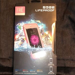iPhone 6s Plus lifeproof case